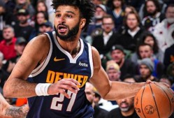 爱游戏体育官网-穆雷连续十二场比赛得分超过反败为胜，FPX不断突破！-爱游戏体育官网